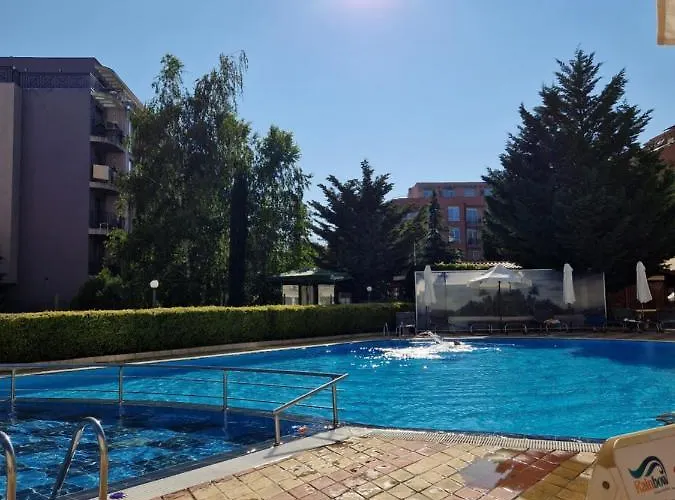 Apartment Rainbow 1 *