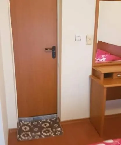 Апартамент Rainbow 1